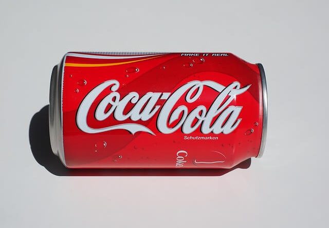 Ar aizkustinošu kampaņu iezīmē Coca-Cola Ziemassvētku simtgadi